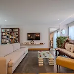 Apartamento Tipo Casa, Barrinha
